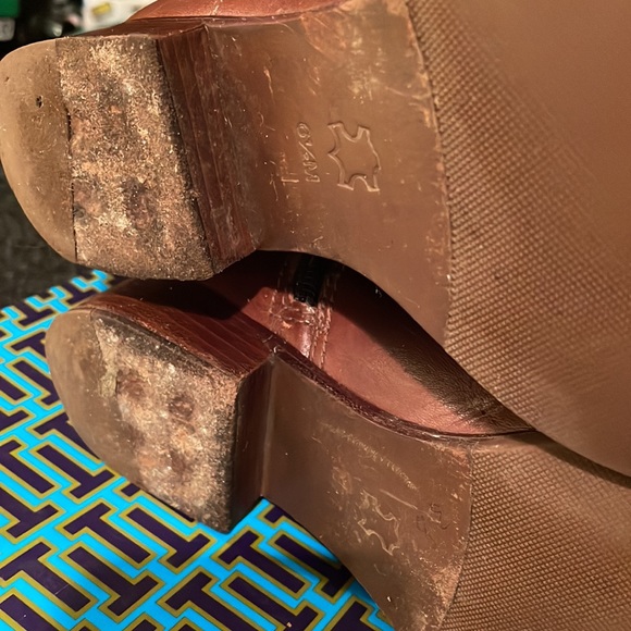 Tory Burch Rosalie 30mm Riding Boots, Almond/ Charcoal, Size 6.5 - Picture 9 of 14